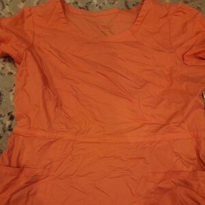 Jaanuu scrub set